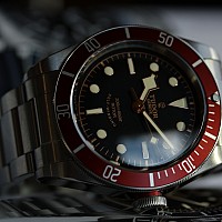 Tudor Heritage Black Bay Red KOMISE 420170064