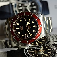 Tudor Heritage Black Bay Red KOMISE 420170064