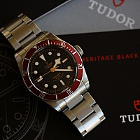 Tudor Heritage Black Bay Red KOMISE 420170064