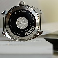 Eterna Super Kontiki black / red  KOMISE 420180002