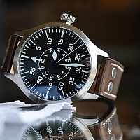 Steinhart Nav B-Uhr 47 automatik B-Muster BAZAR